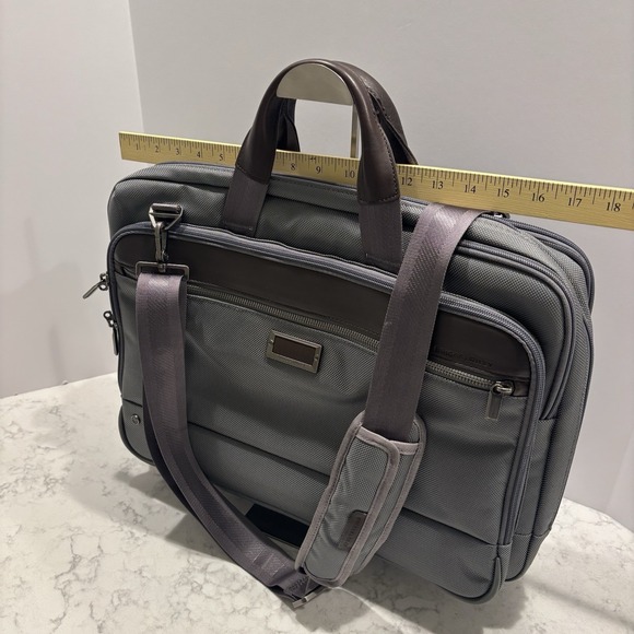 Briggs & Riley Large Expandable Briefcase Work Model KB437X-10 In Gray - Picture 5 of 14